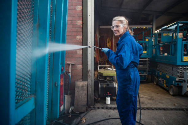 Best Machinery and Equipment Cleaning  in Leesburg, OH